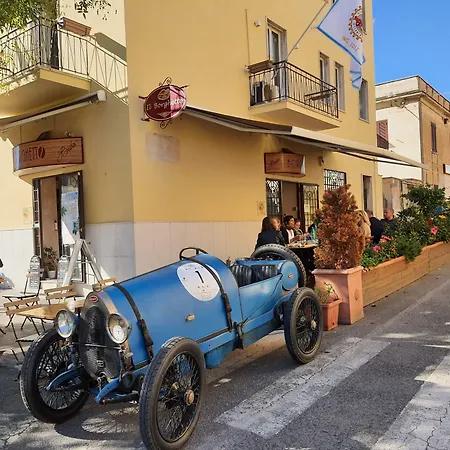 Borghetto Hotel